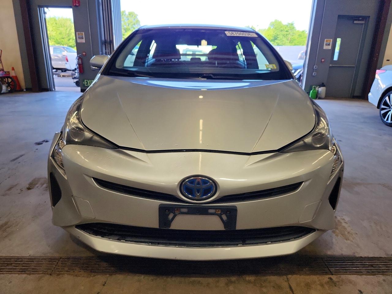 2017 TOYOTA PRIUS