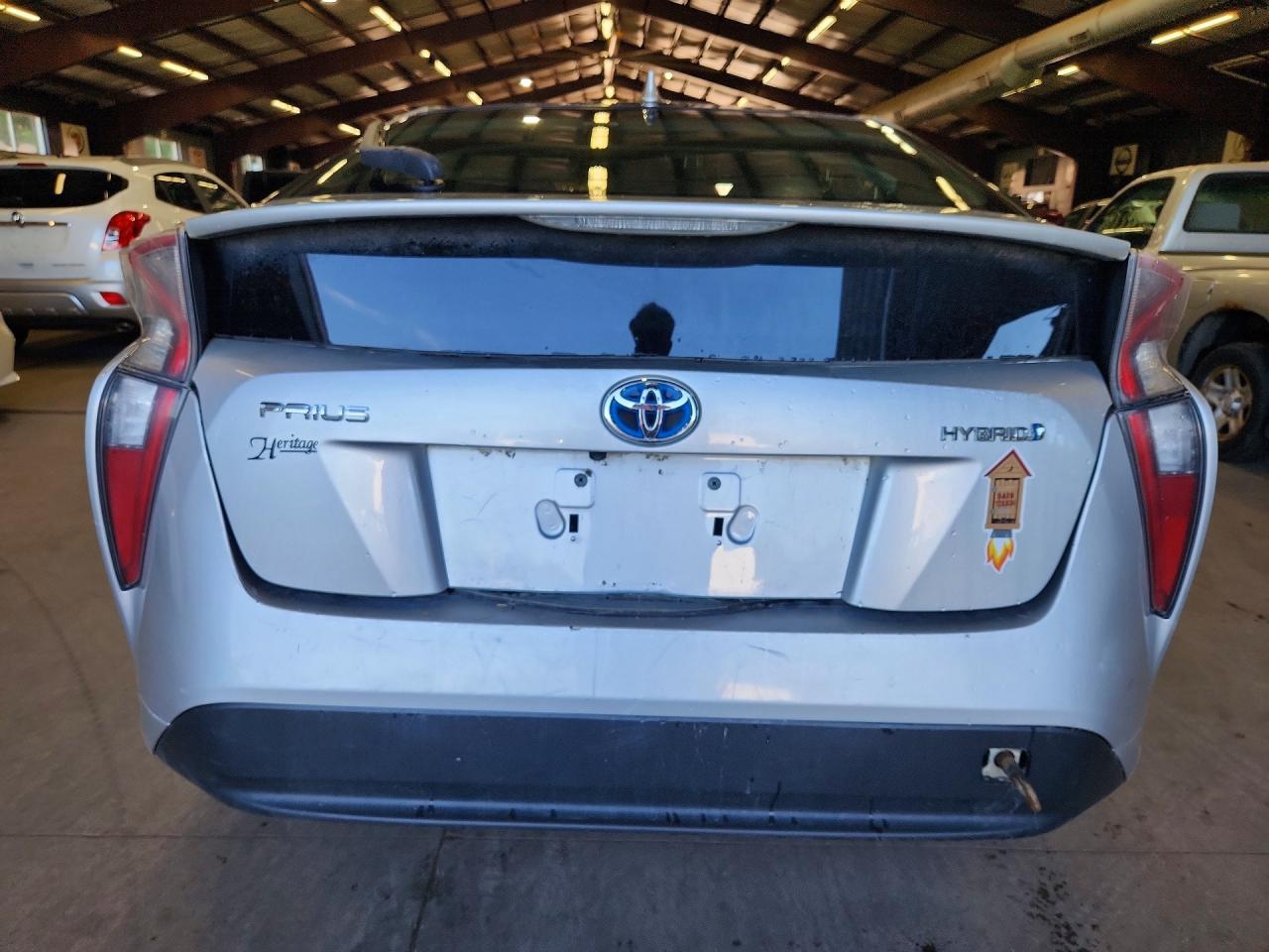 2017 TOYOTA PRIUS