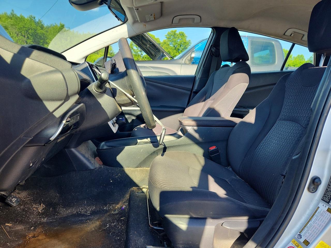 2017 TOYOTA PRIUS