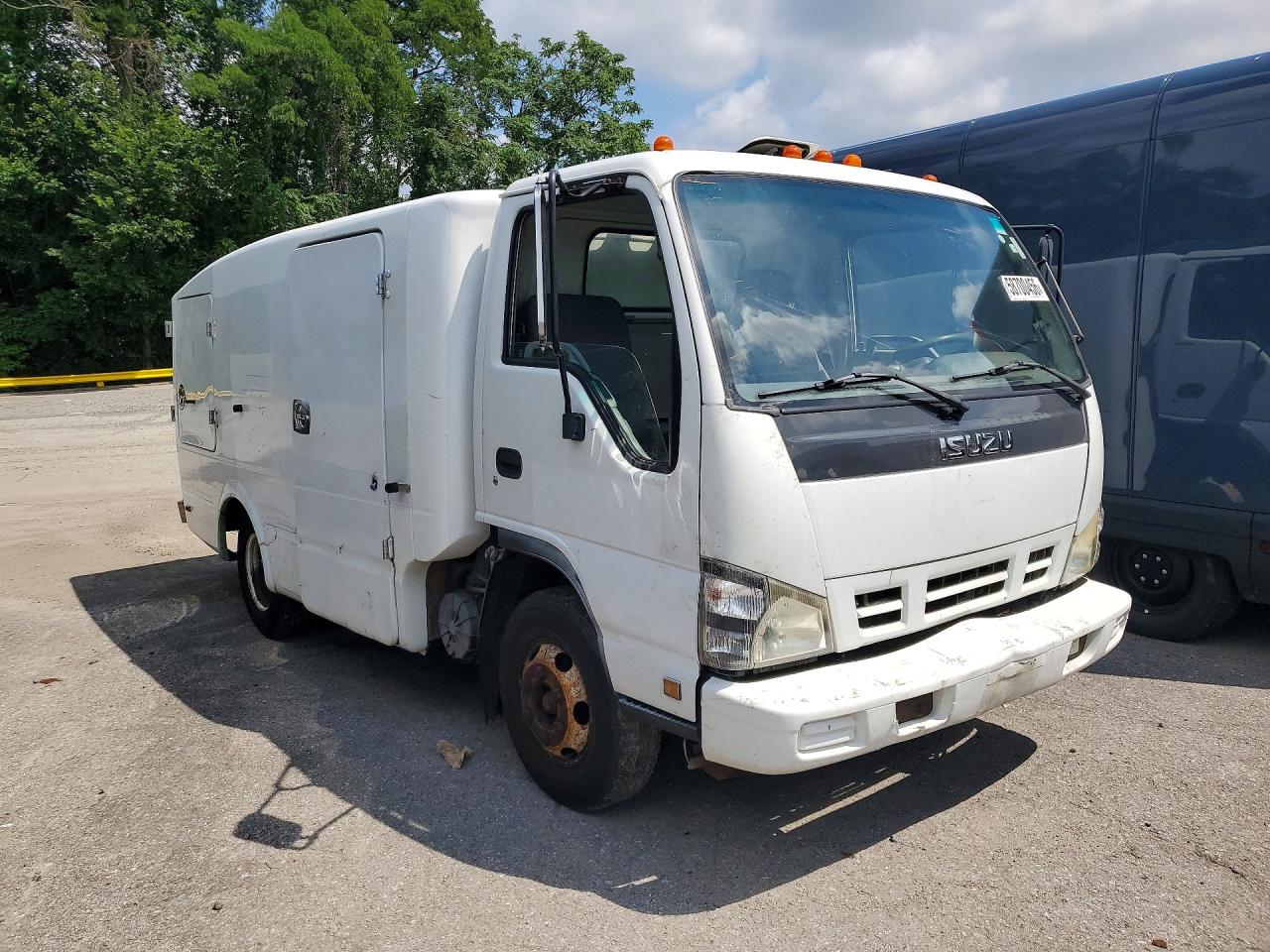 2007 ISUZU NPR