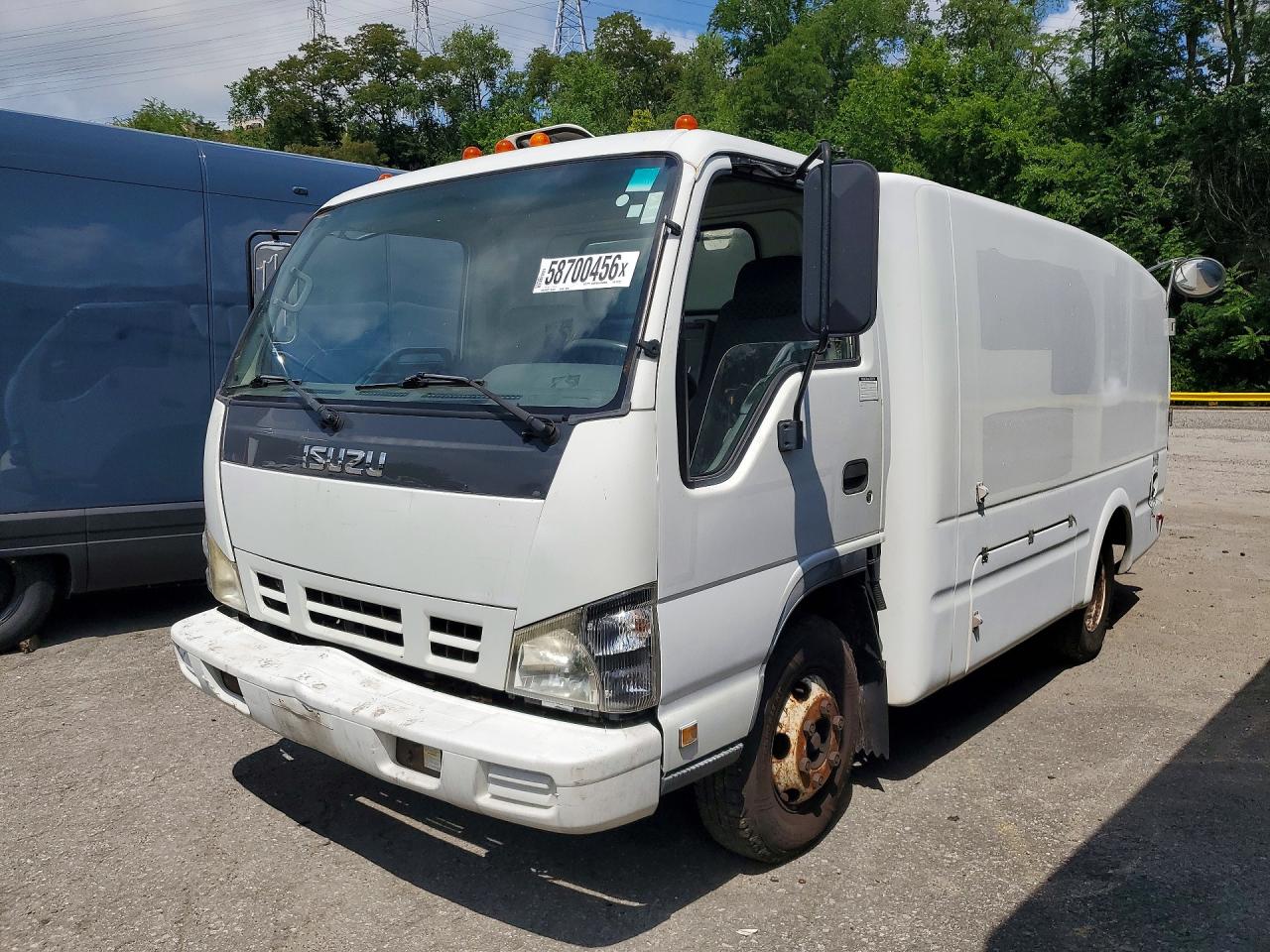 2007 ISUZU NPR