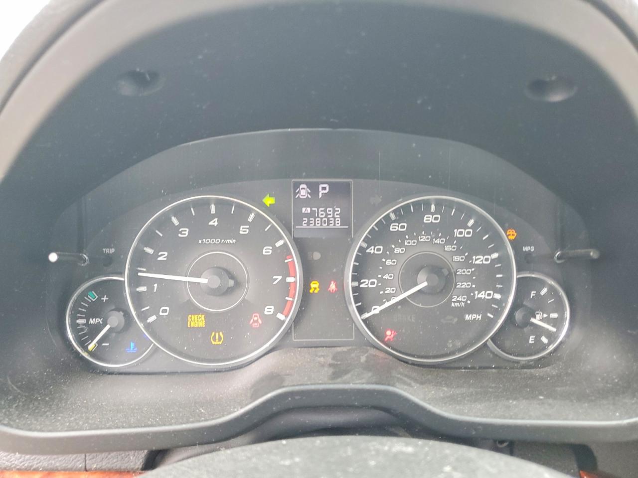 2011 SUBARU LEGACY