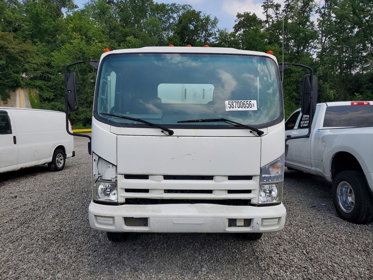 2013 ISUZU NPR