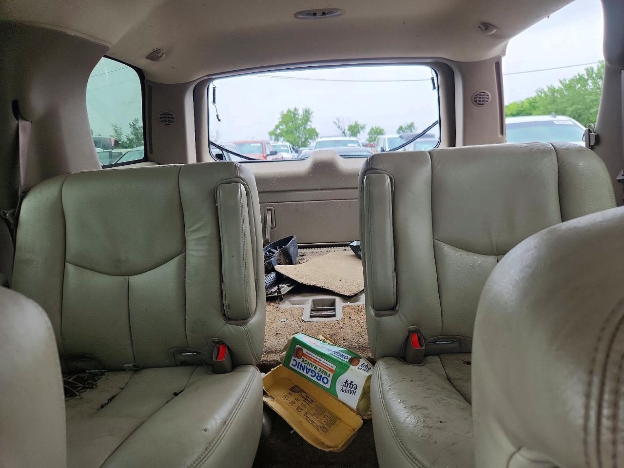 2003 CHEVROLET TAHOE