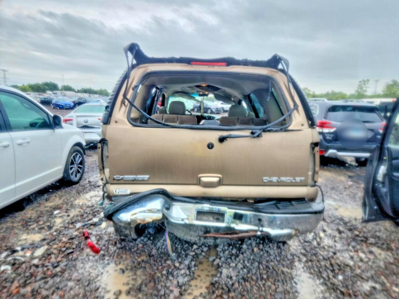 2003 CHEVROLET TAHOE