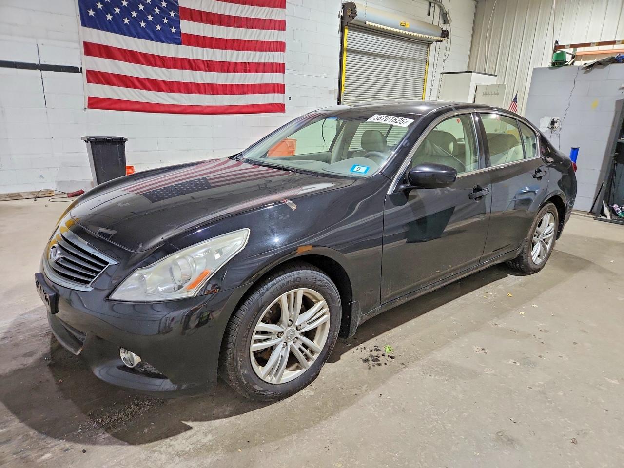 2011 INFINITI G37