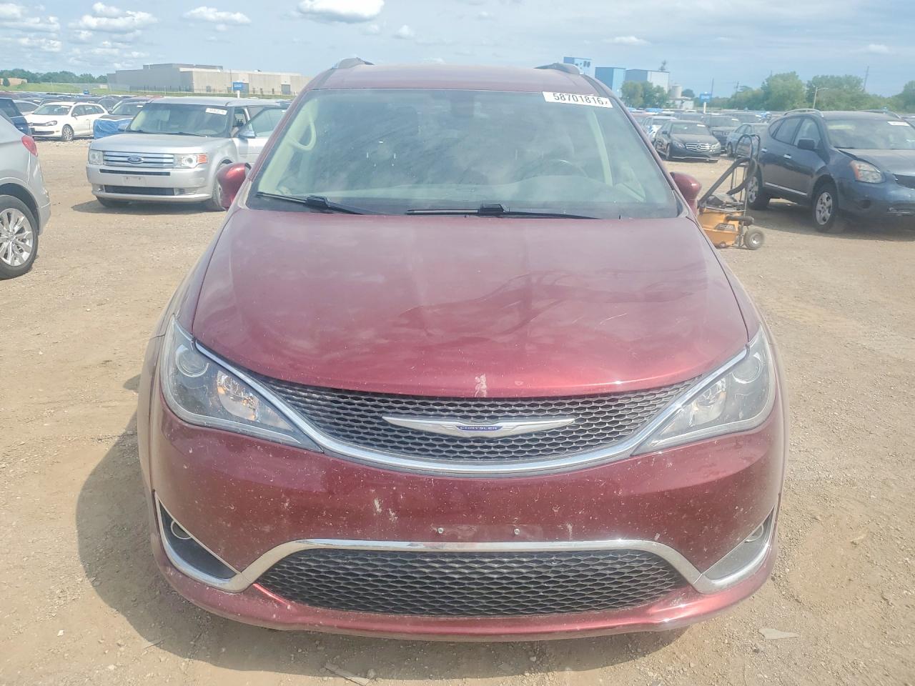 2017 CHRYSLER PACIFICA