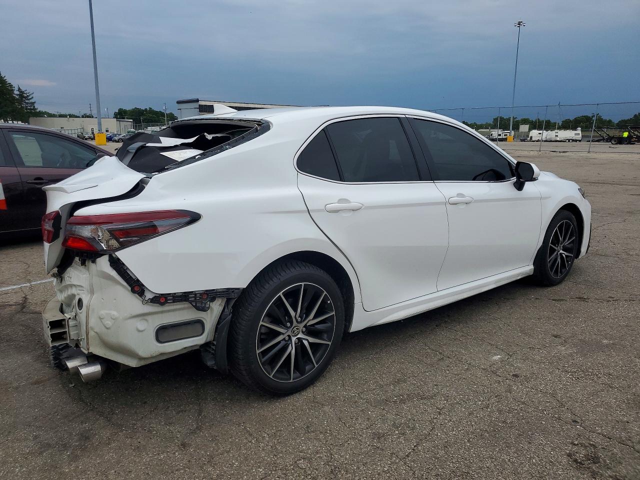 2022 TOYOTA CAMRY