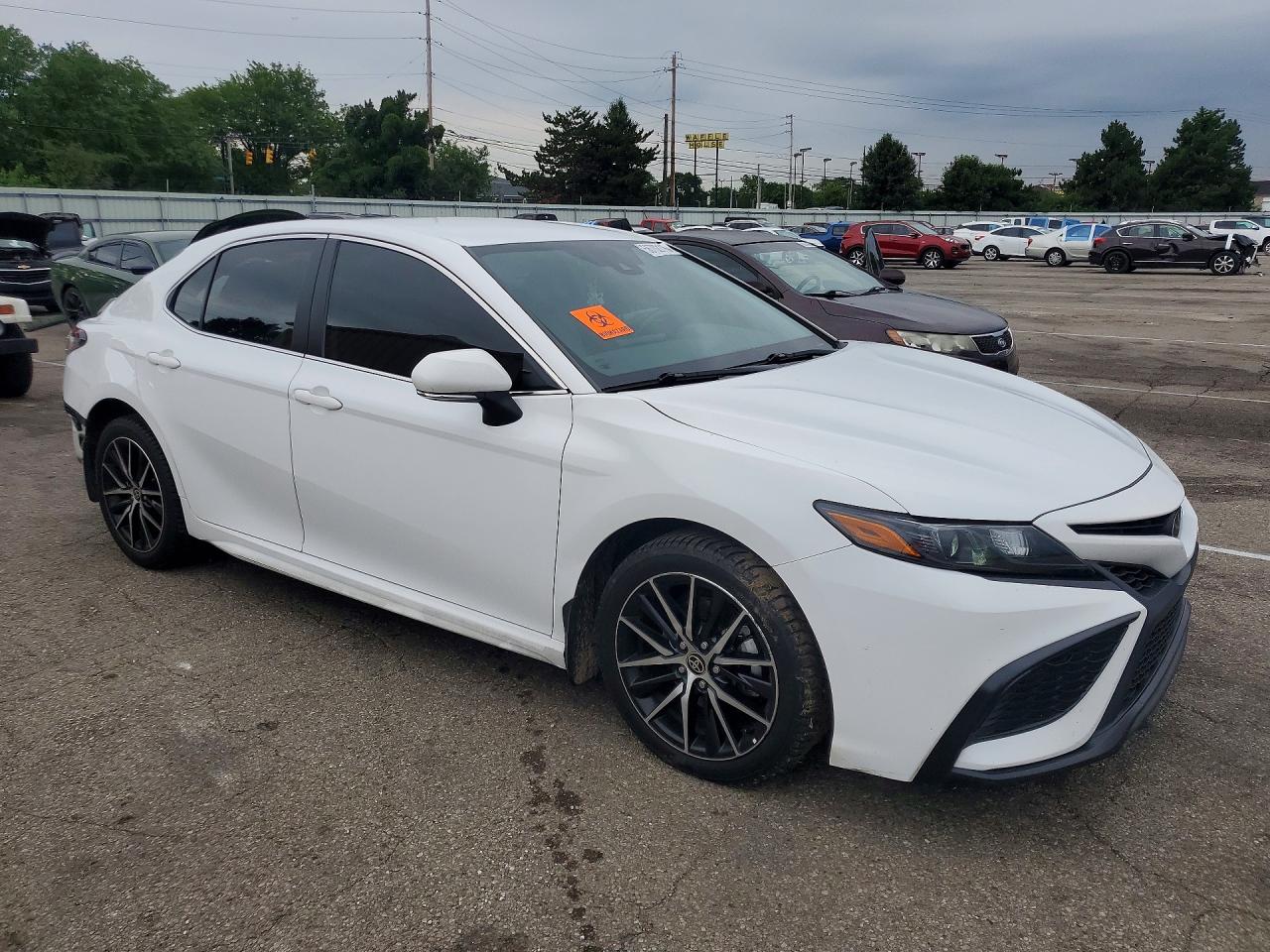 2022 TOYOTA CAMRY