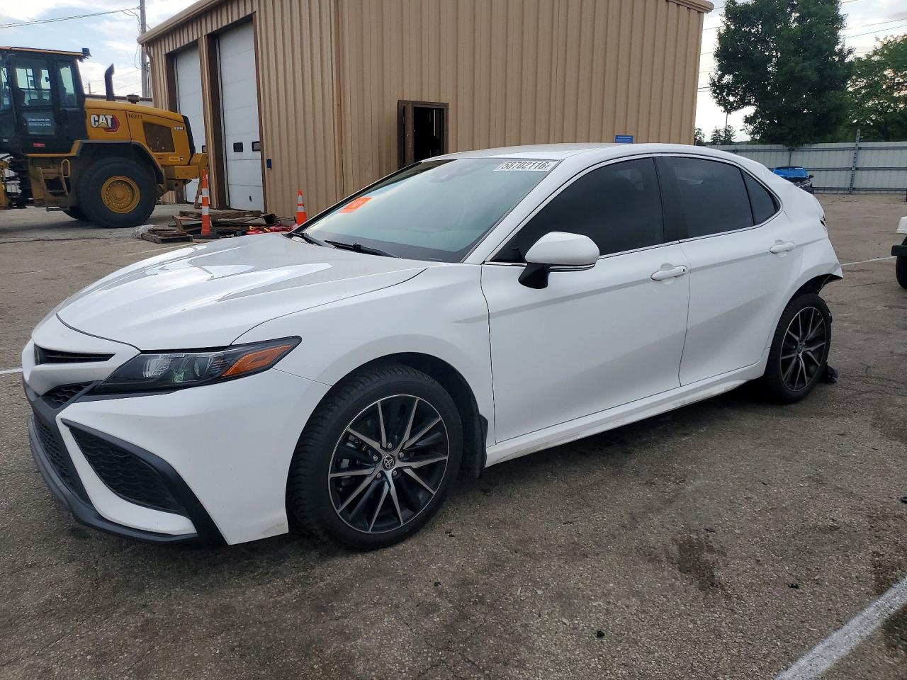 2022 TOYOTA CAMRY