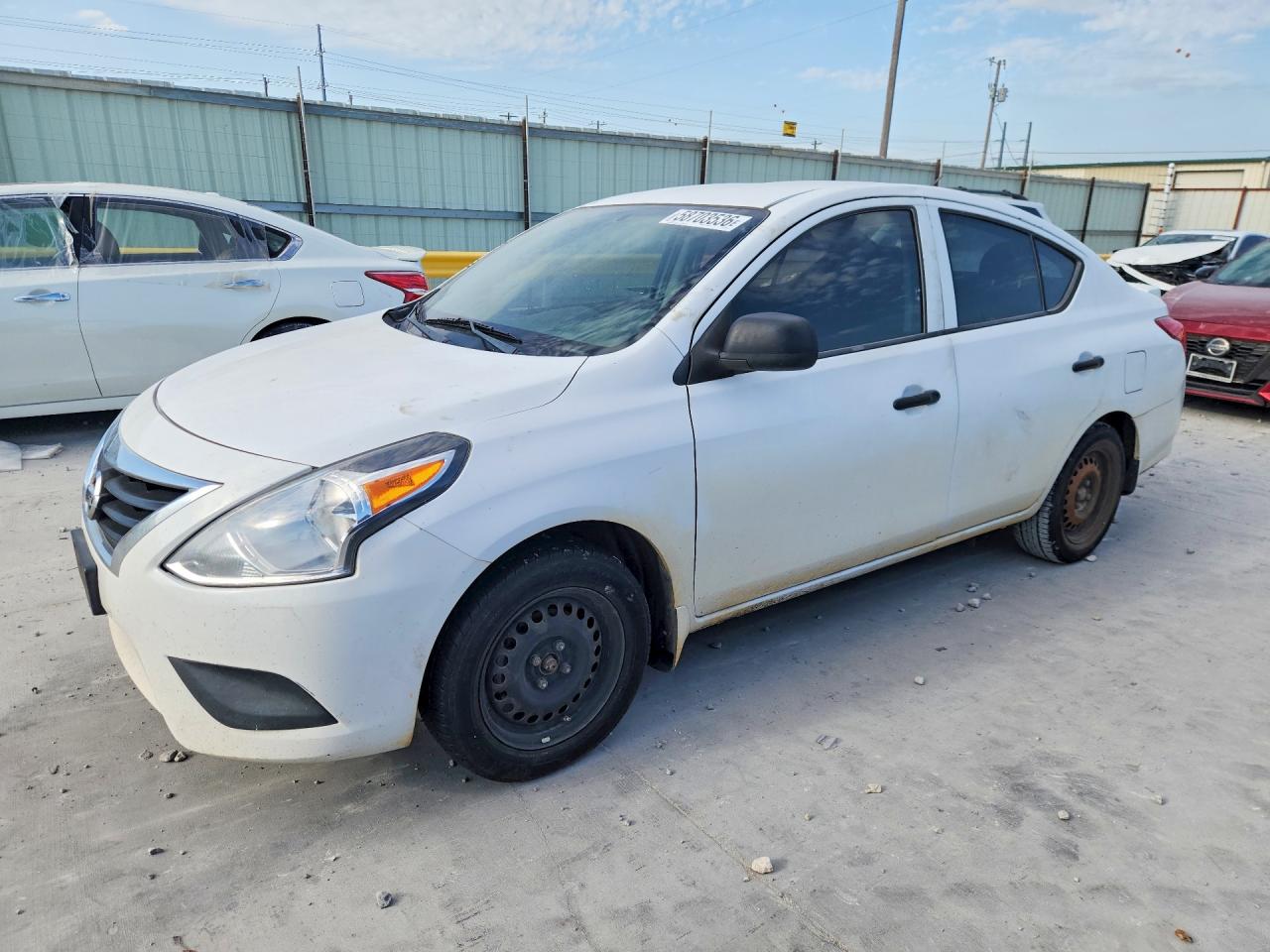2017 NISSAN VERSA