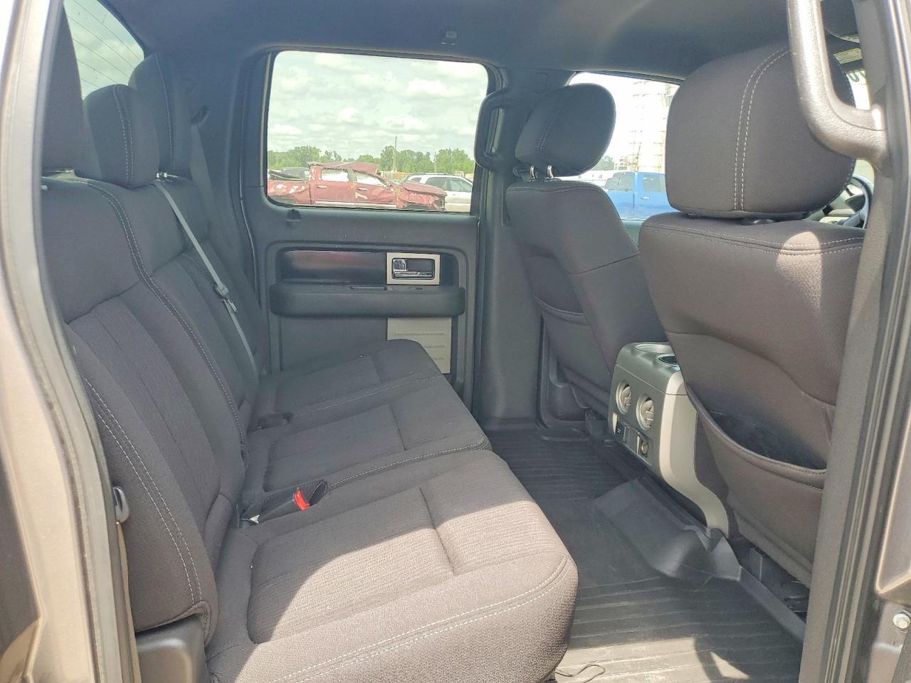 2012 FORD F150