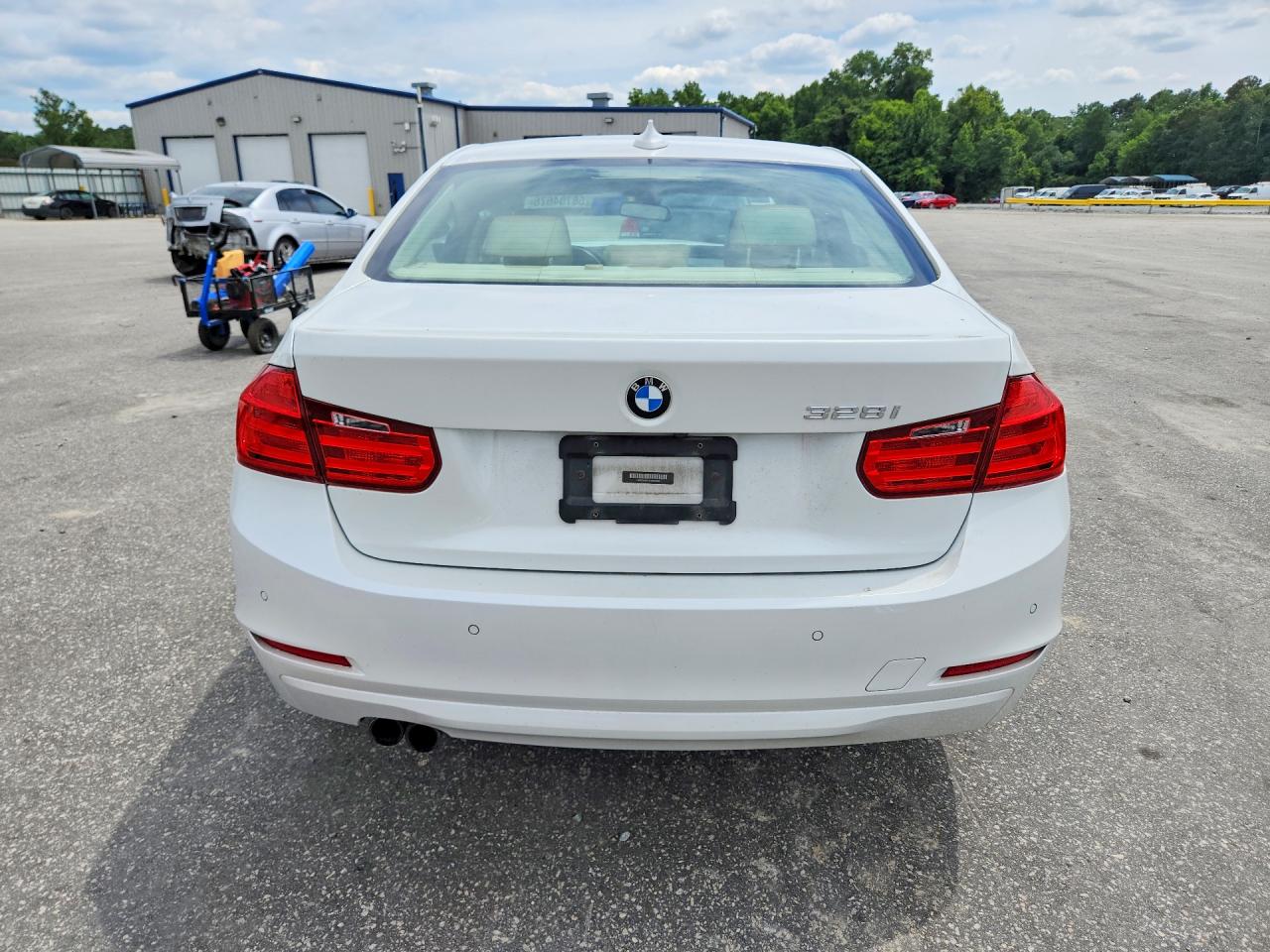 2015 BMW 3 SERIES