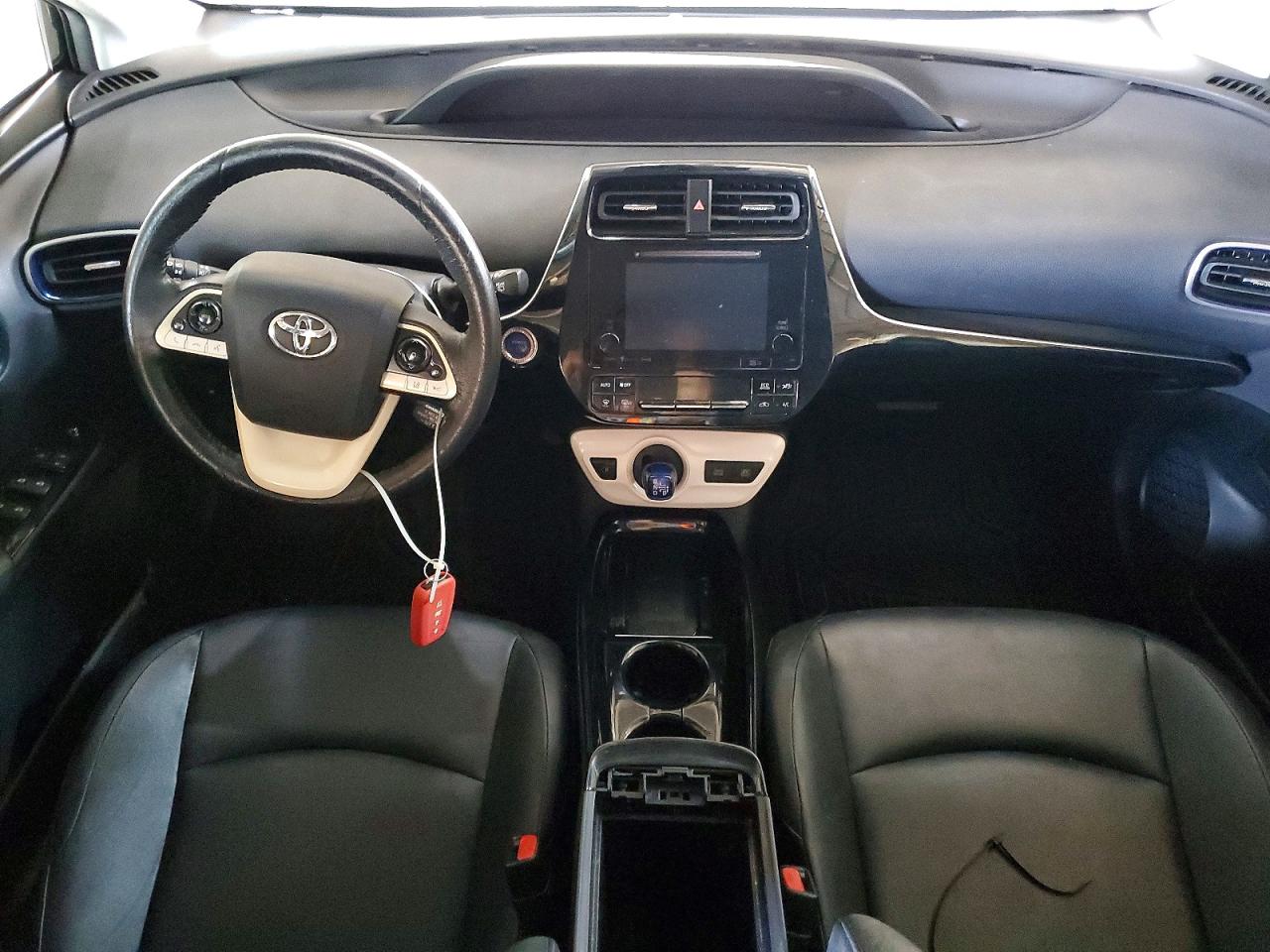 2017 TOYOTA PRIUS