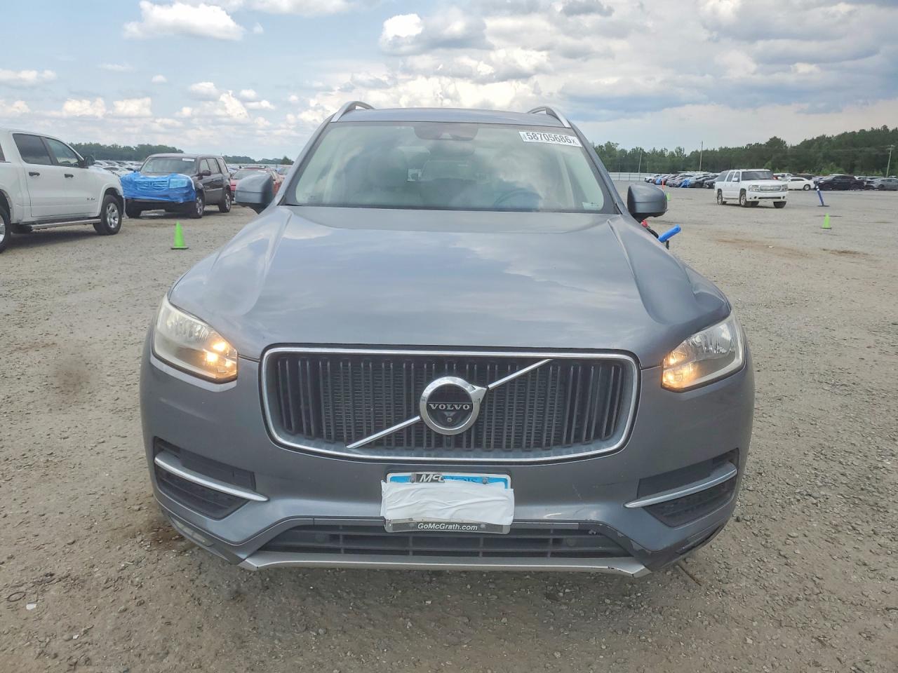 2016 VOLVO XC90