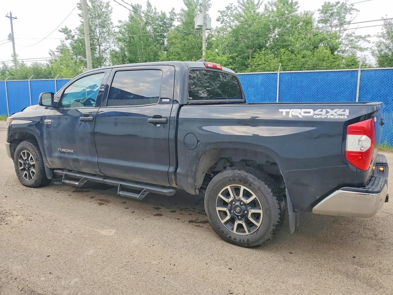2021 TOYOTA TUNDRA