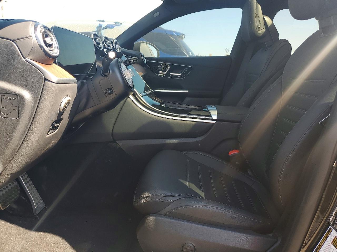 2025 MERCEDES-BENZ GLC-CLASS