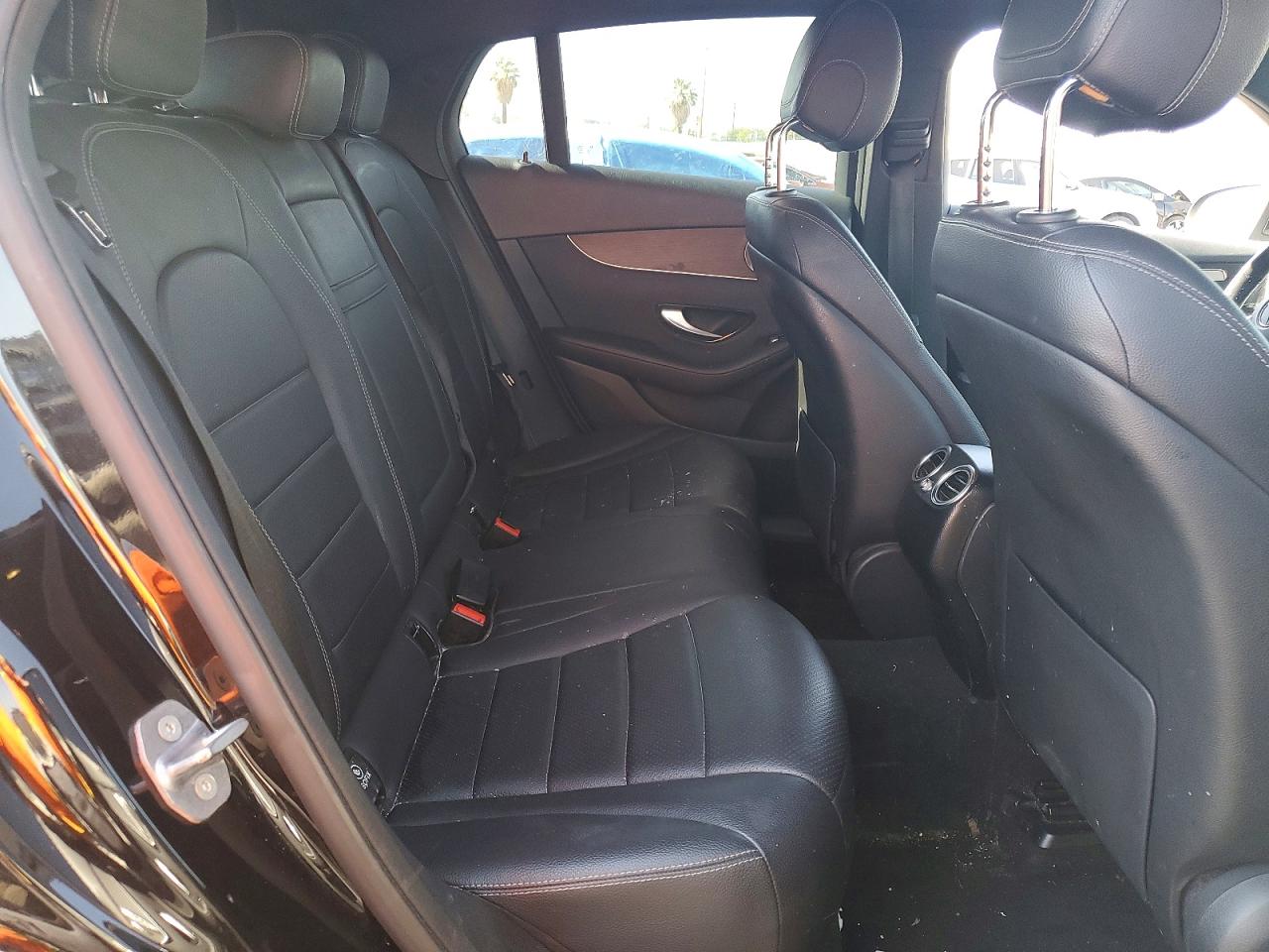 2021 MERCEDES-BENZ GLC-CLASS