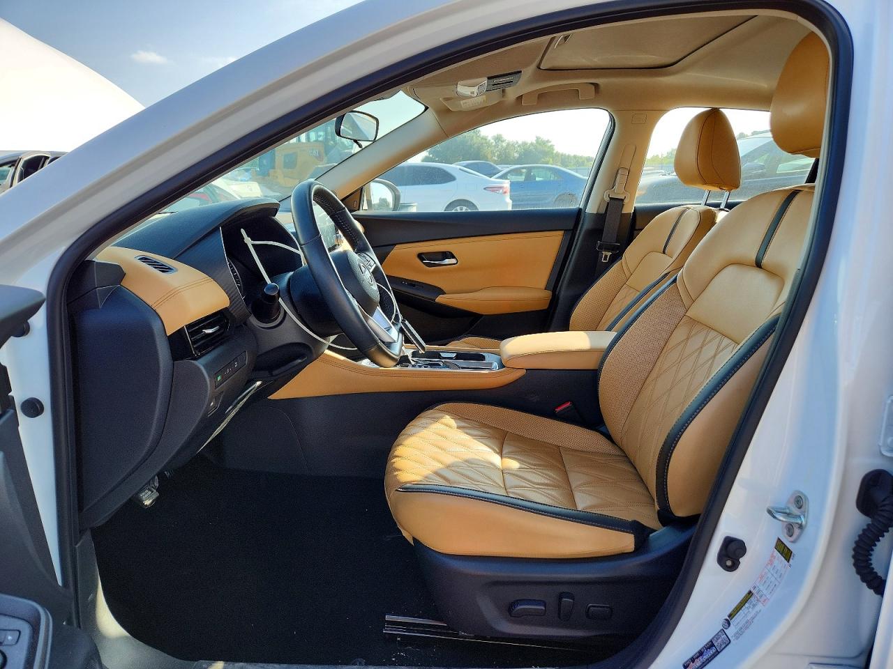 2025 NISSAN SENTRA