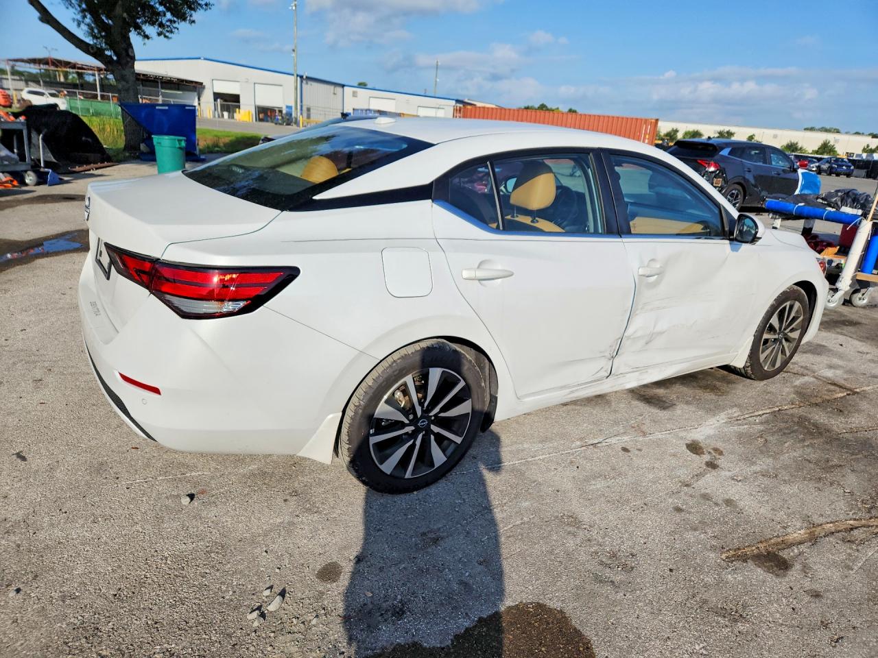 2025 NISSAN SENTRA