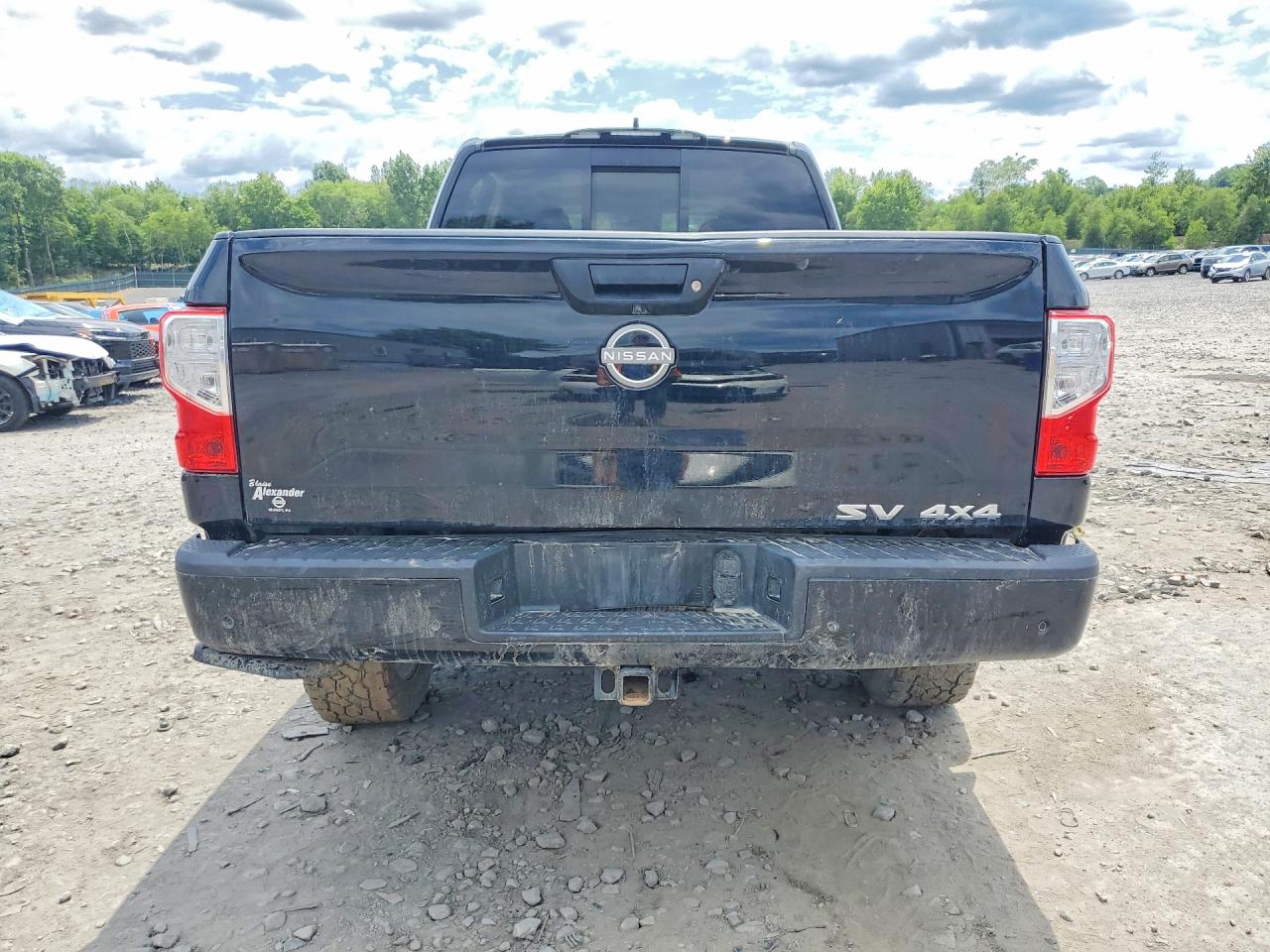 2023 NISSAN TITAN