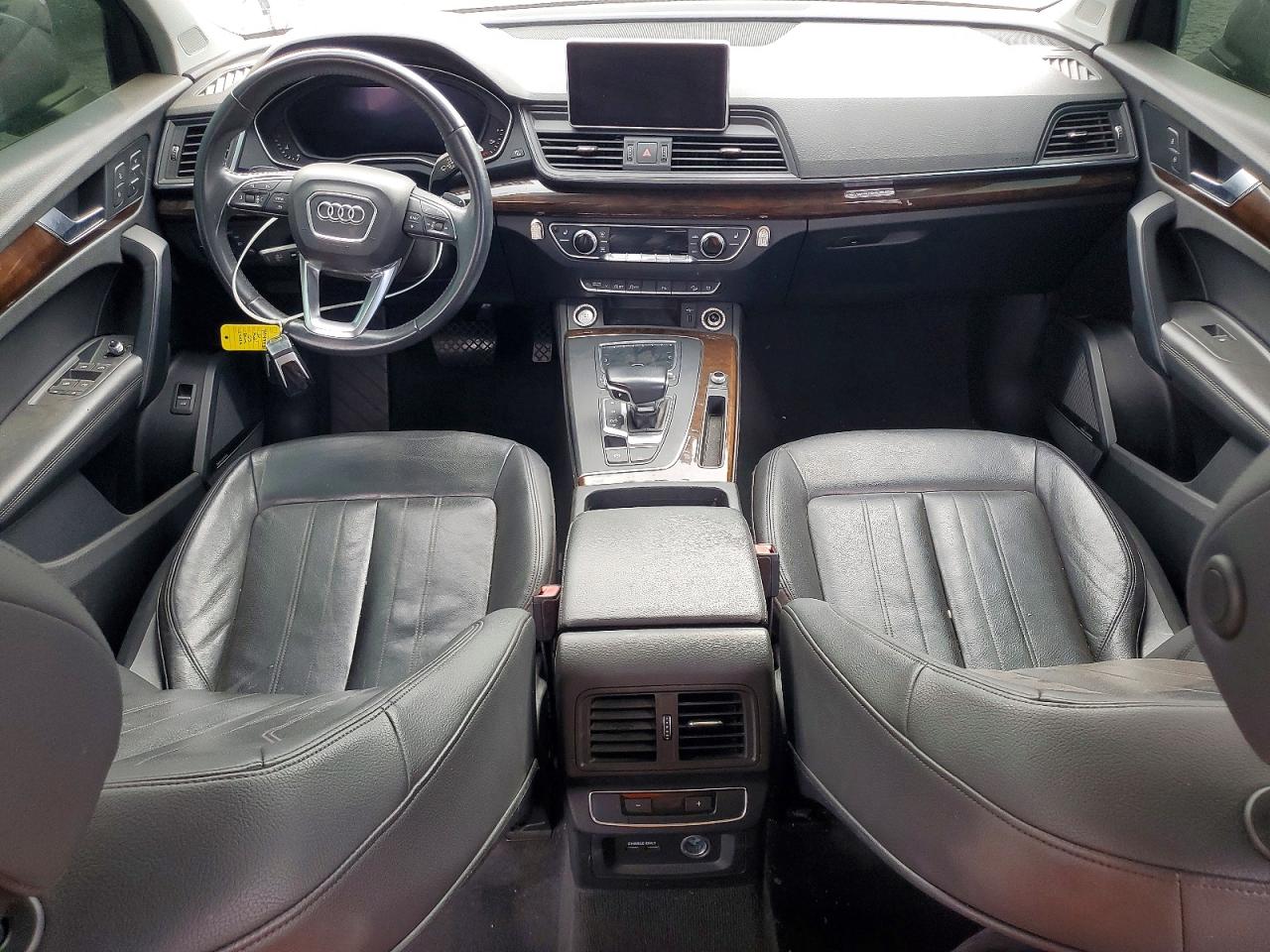 2020 AUDI Q5