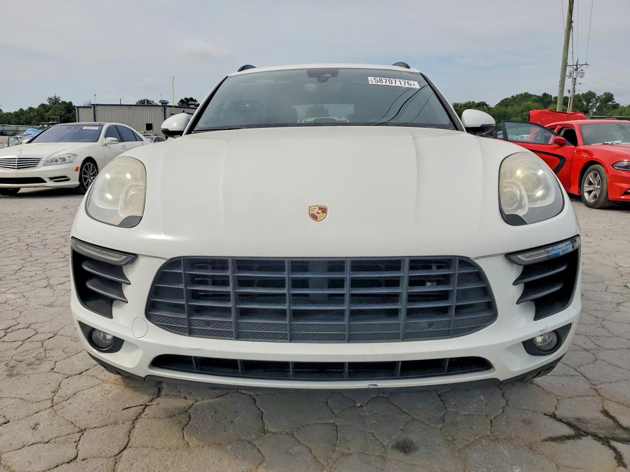 2017 PORSCHE MACAN