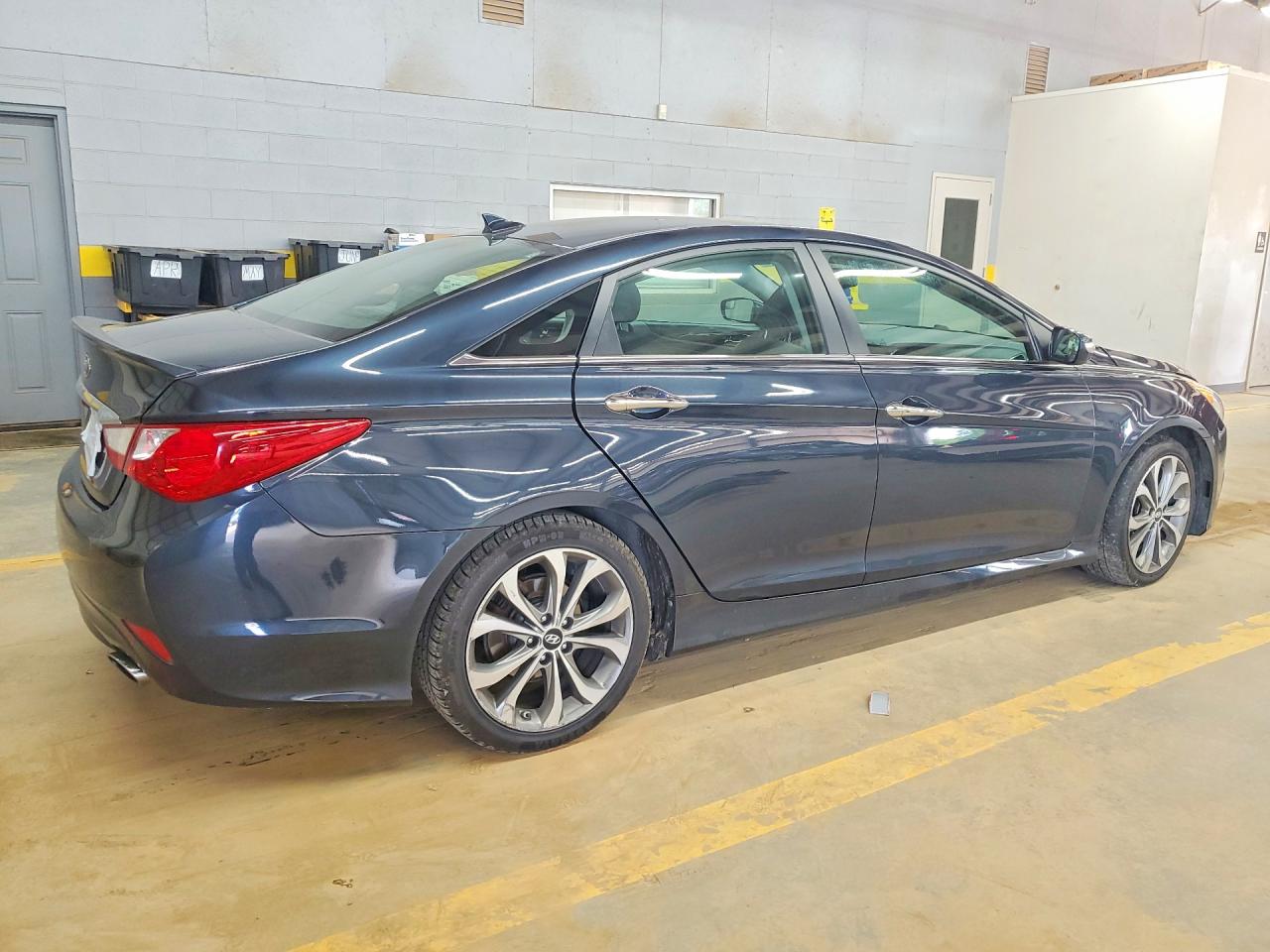 2014 HYUNDAI SONATA