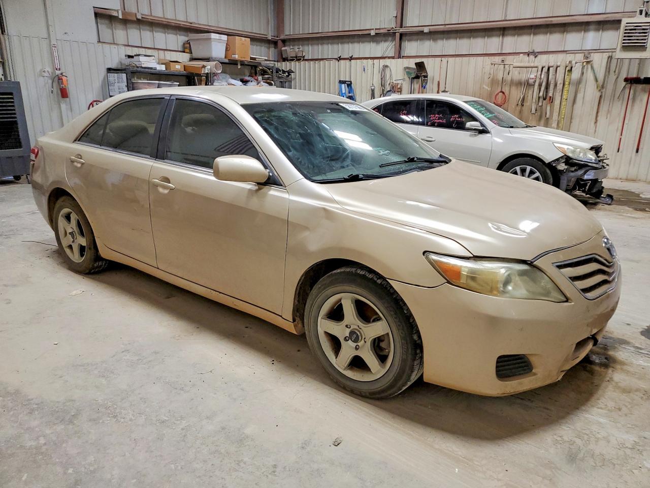 2010 TOYOTA CAMRY