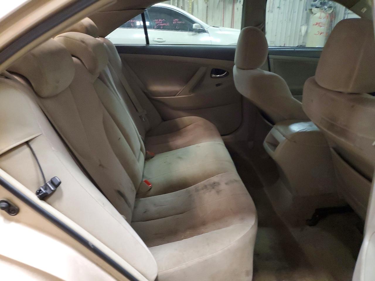 2010 TOYOTA CAMRY