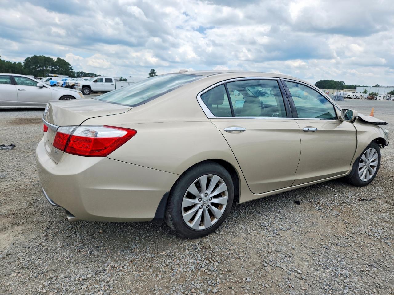 2015 HONDA ACCORD