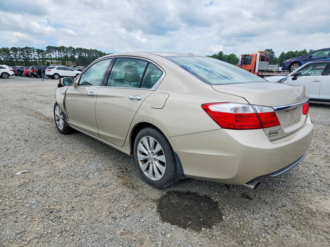 2015 HONDA ACCORD