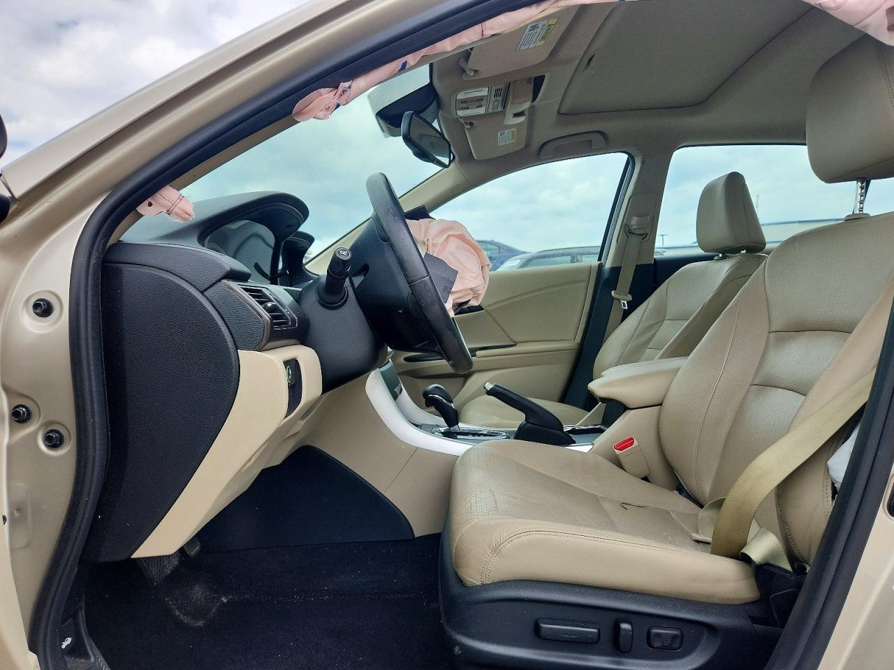 2015 HONDA ACCORD