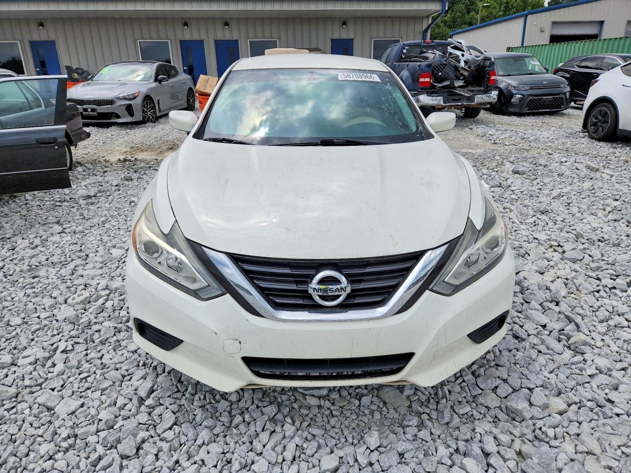 2017 NISSAN ALTIMA