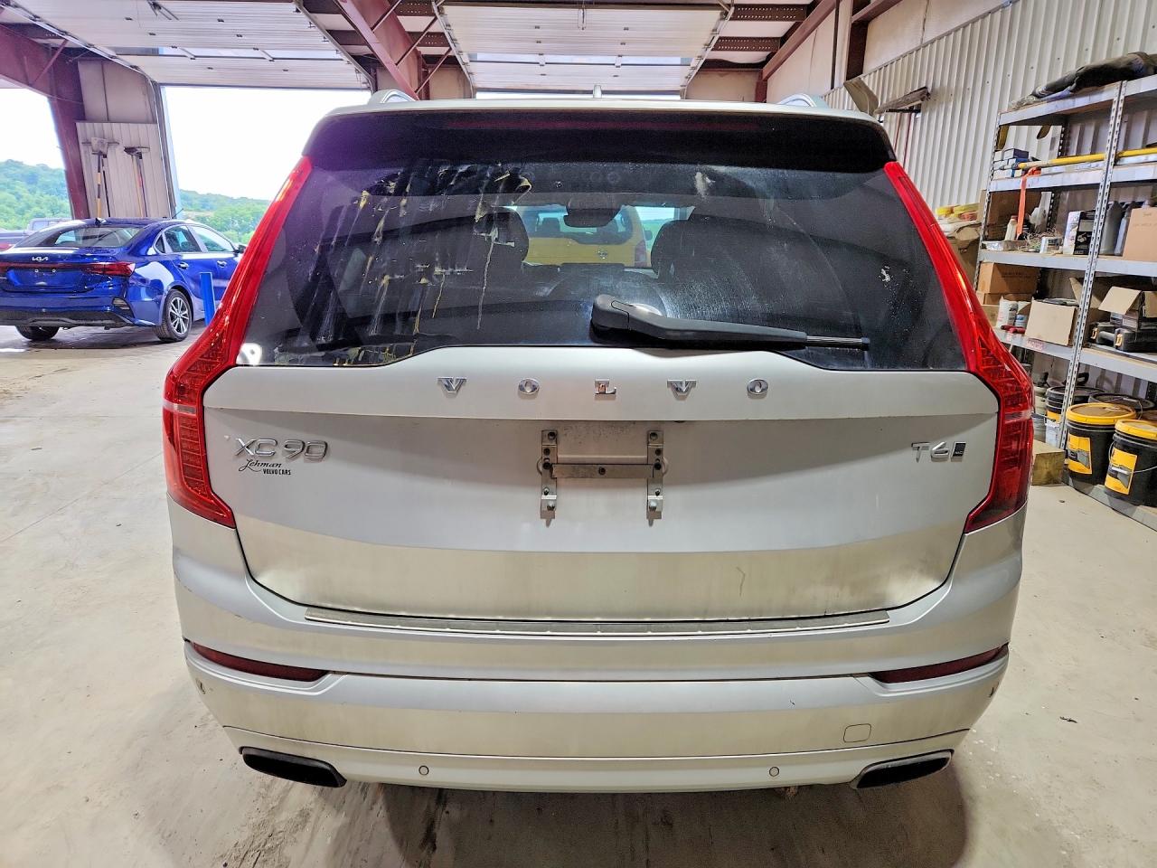 2016 VOLVO XC90