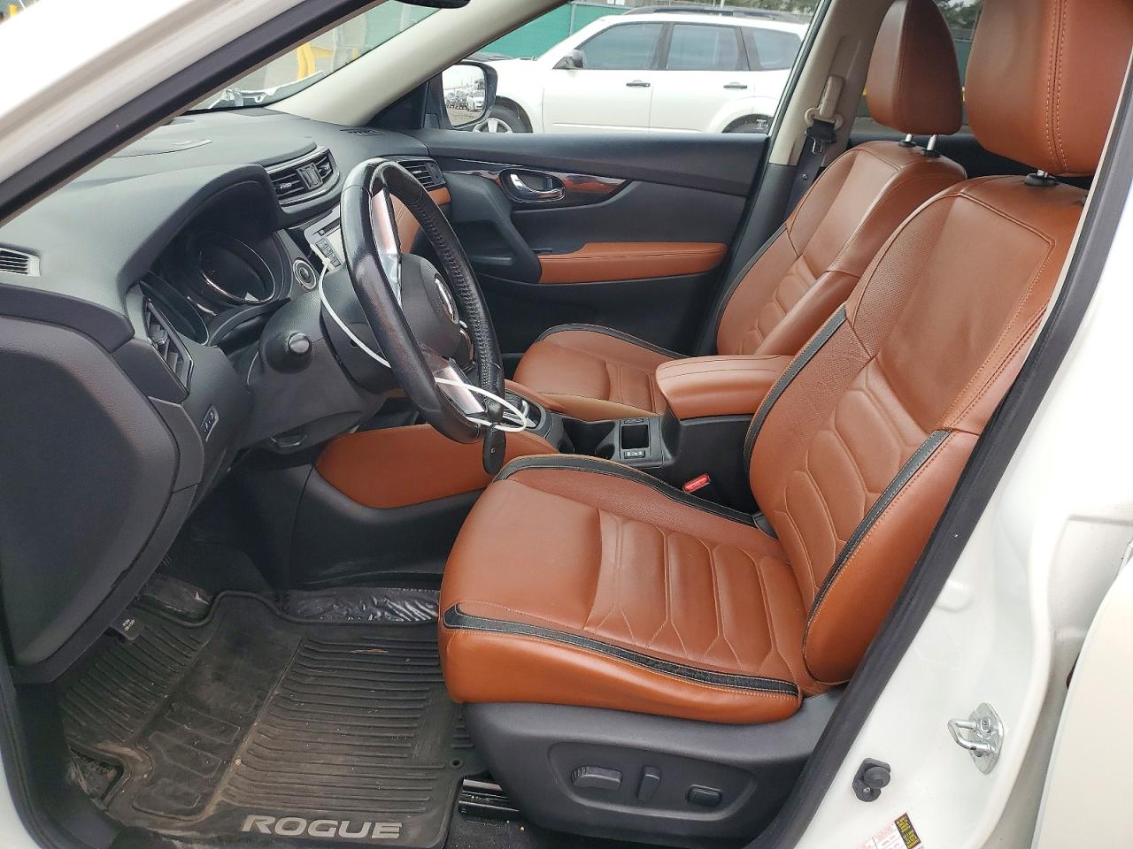 2017 NISSAN ROGUE