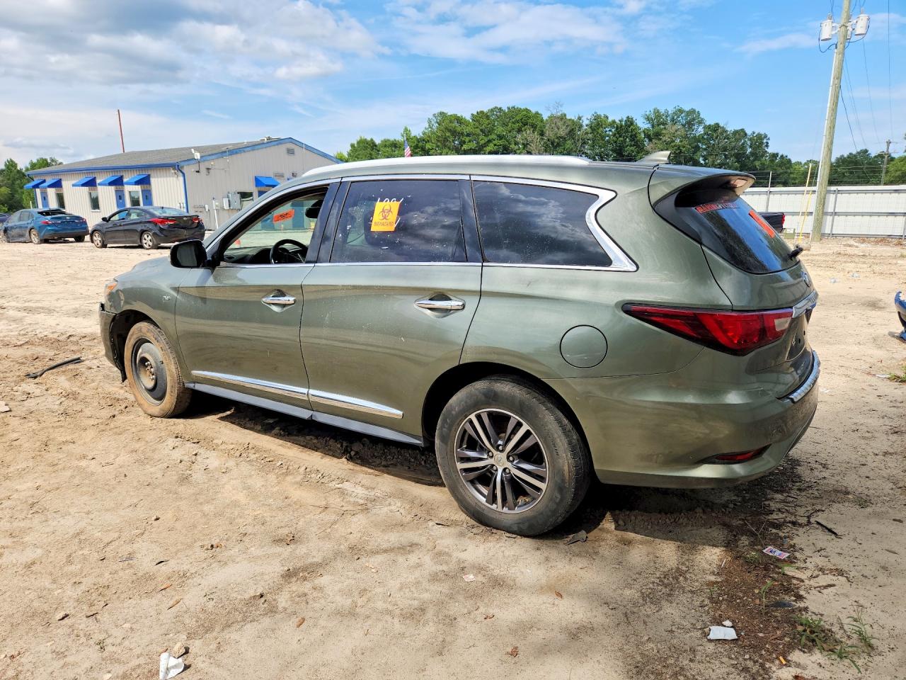 2017 INFINITI QX60 BASE