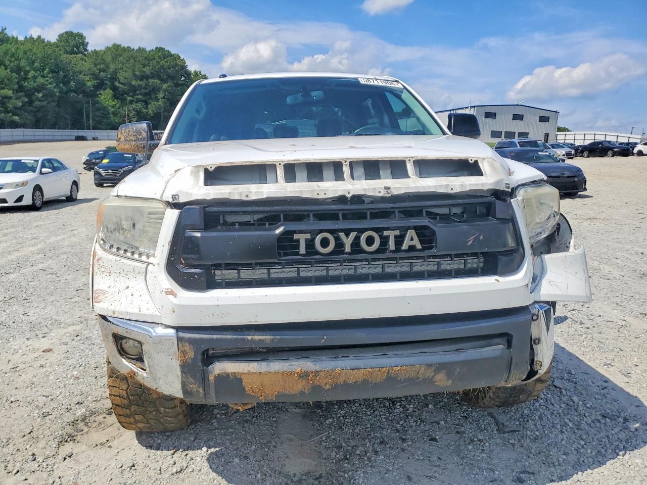 2015 TOYOTA TUNDRA