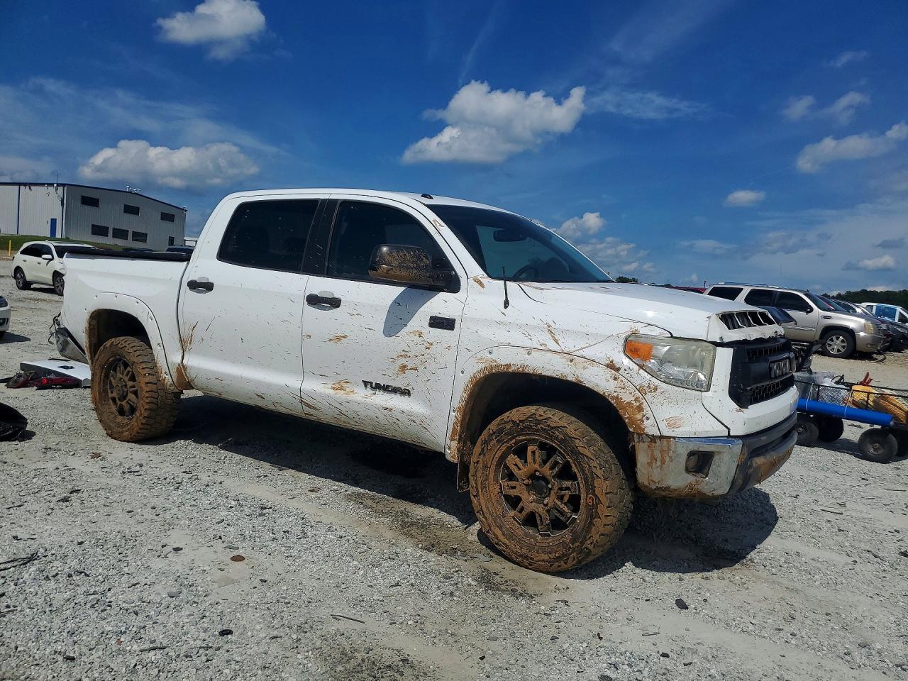 2015 TOYOTA TUNDRA