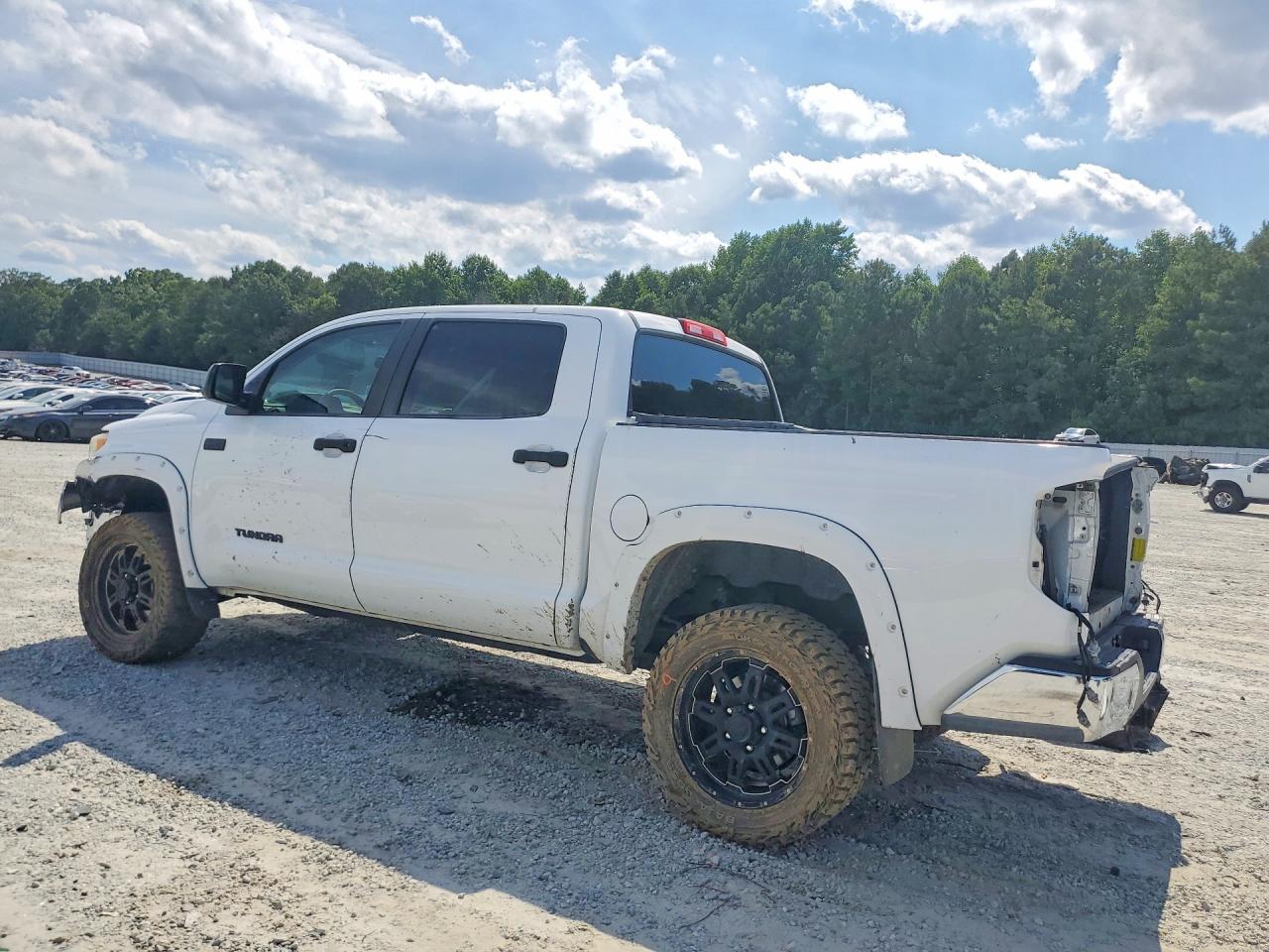 2015 TOYOTA TUNDRA