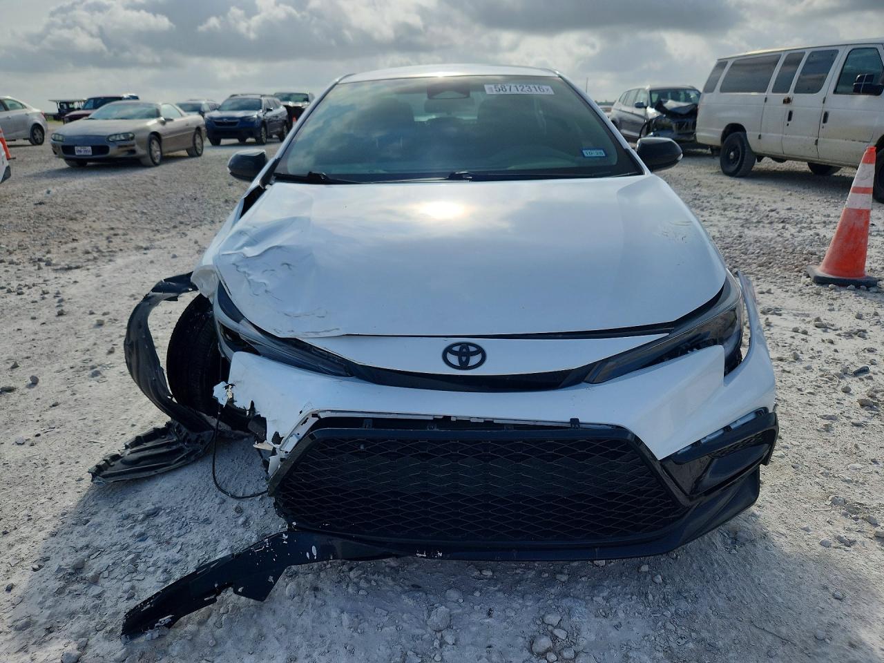 2024 TOYOTA COROLLA