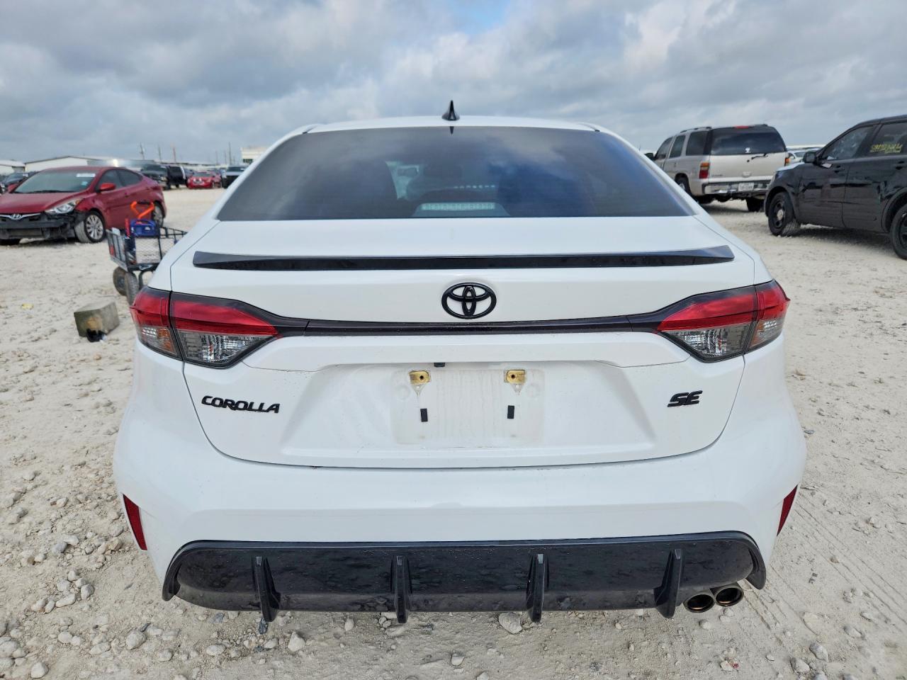 2024 TOYOTA COROLLA
