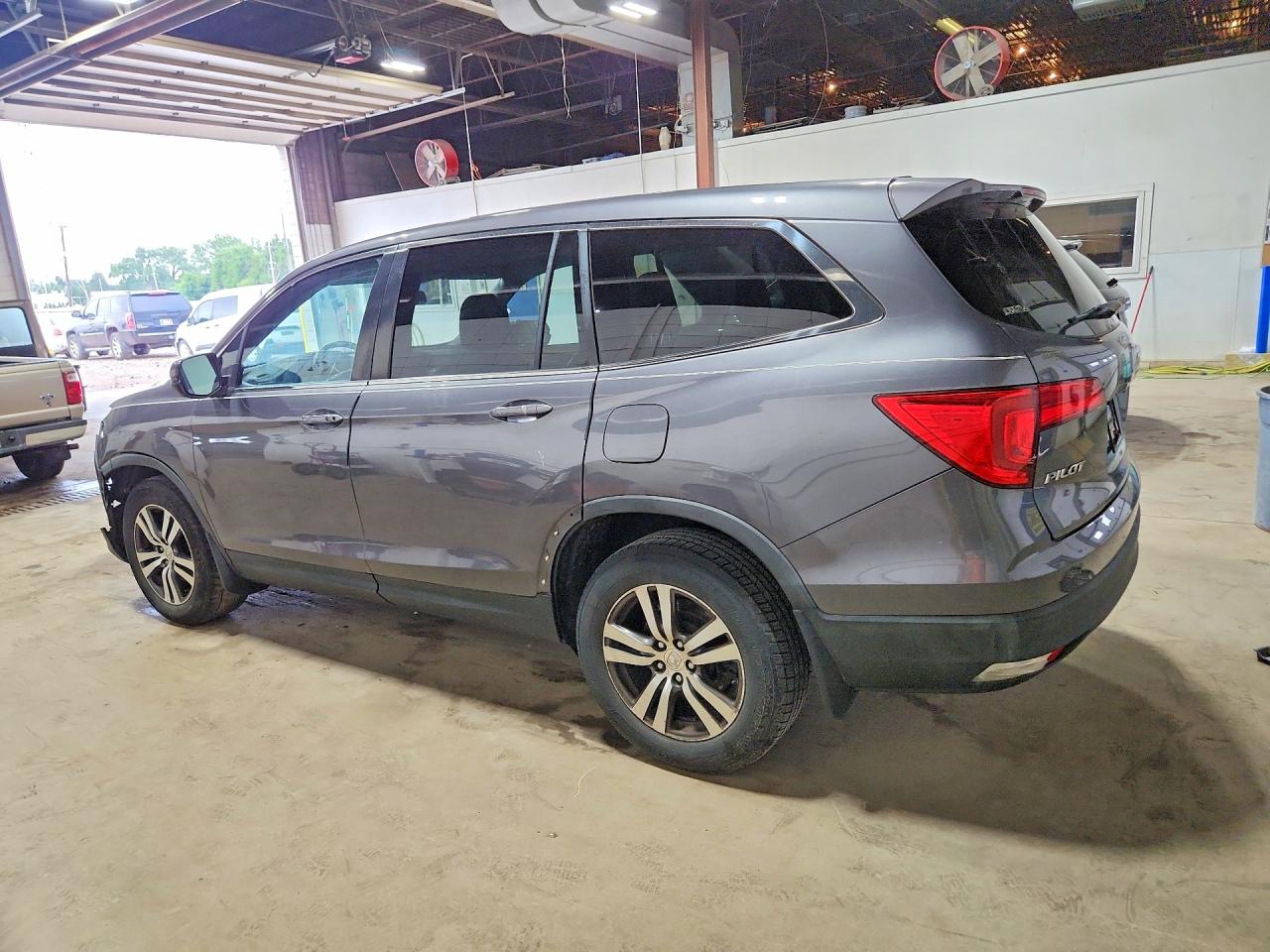 2016 HONDA PILOT