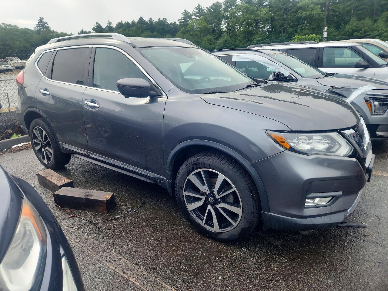 2019 NISSAN ROGUE