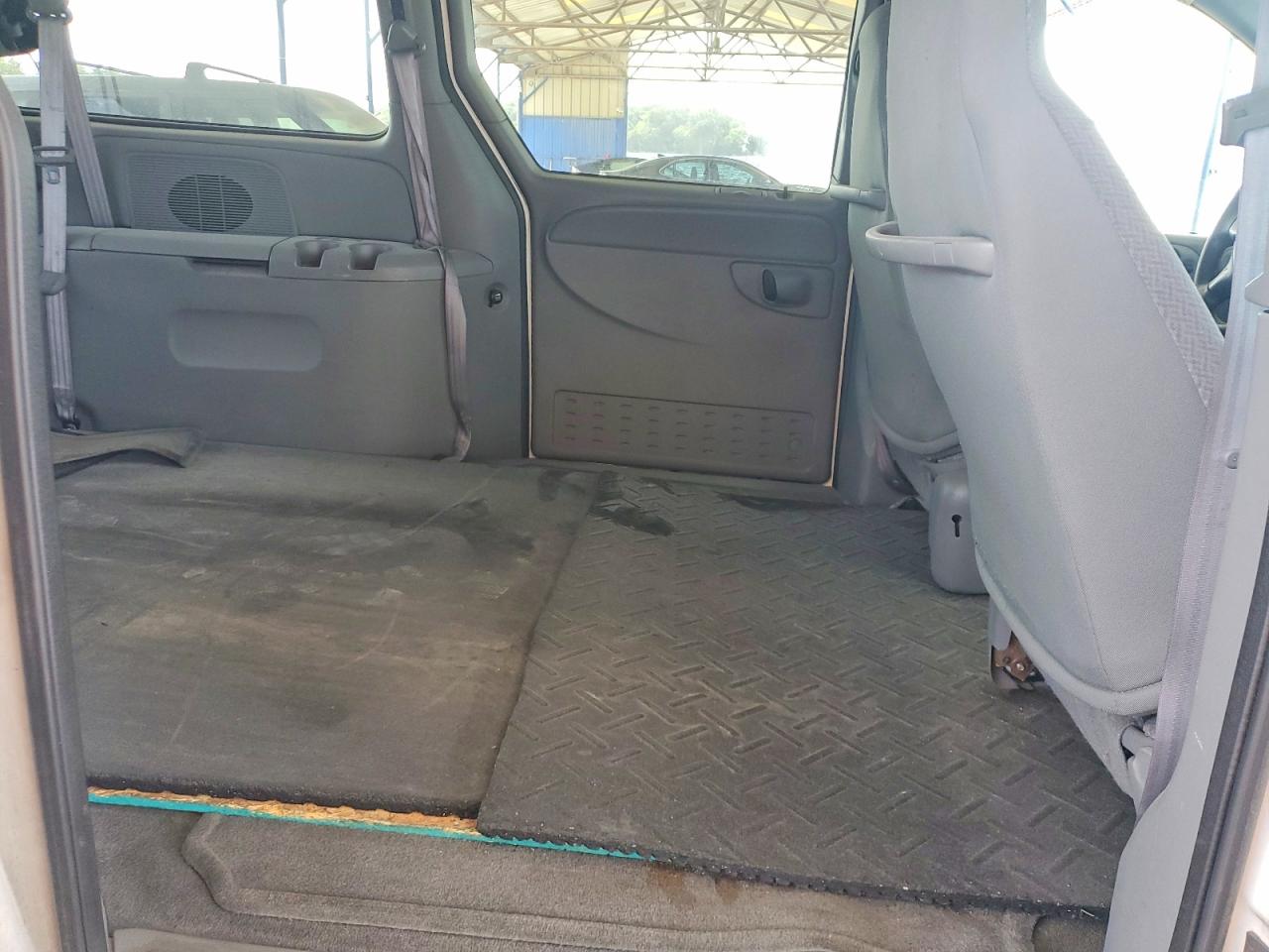 2004 DODGE CARAVAN