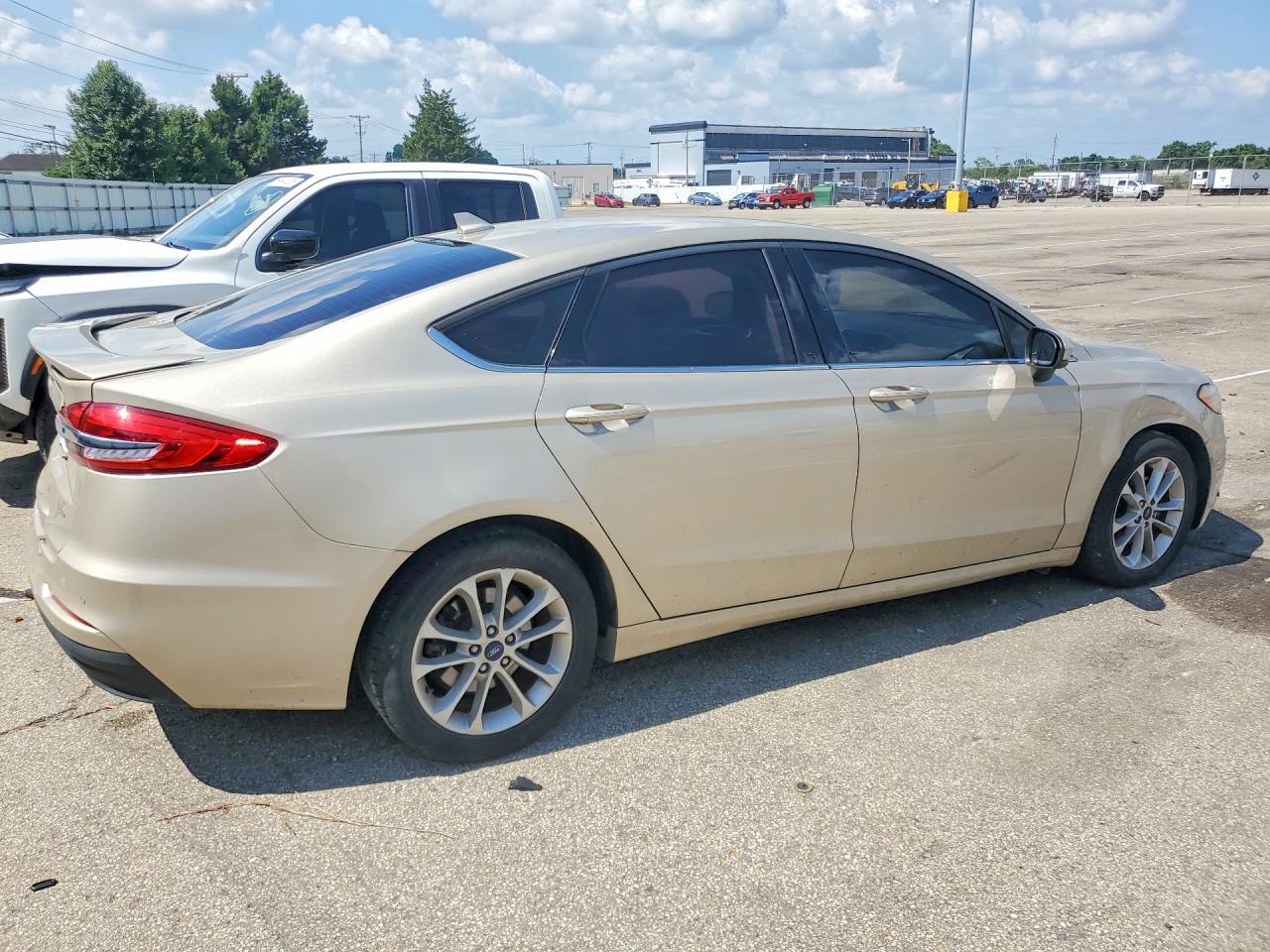 2019 FORD FUSION