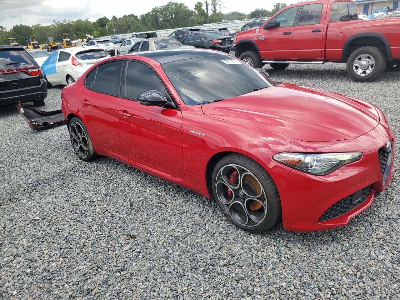 2022 ALFA ROMEO GIULIA