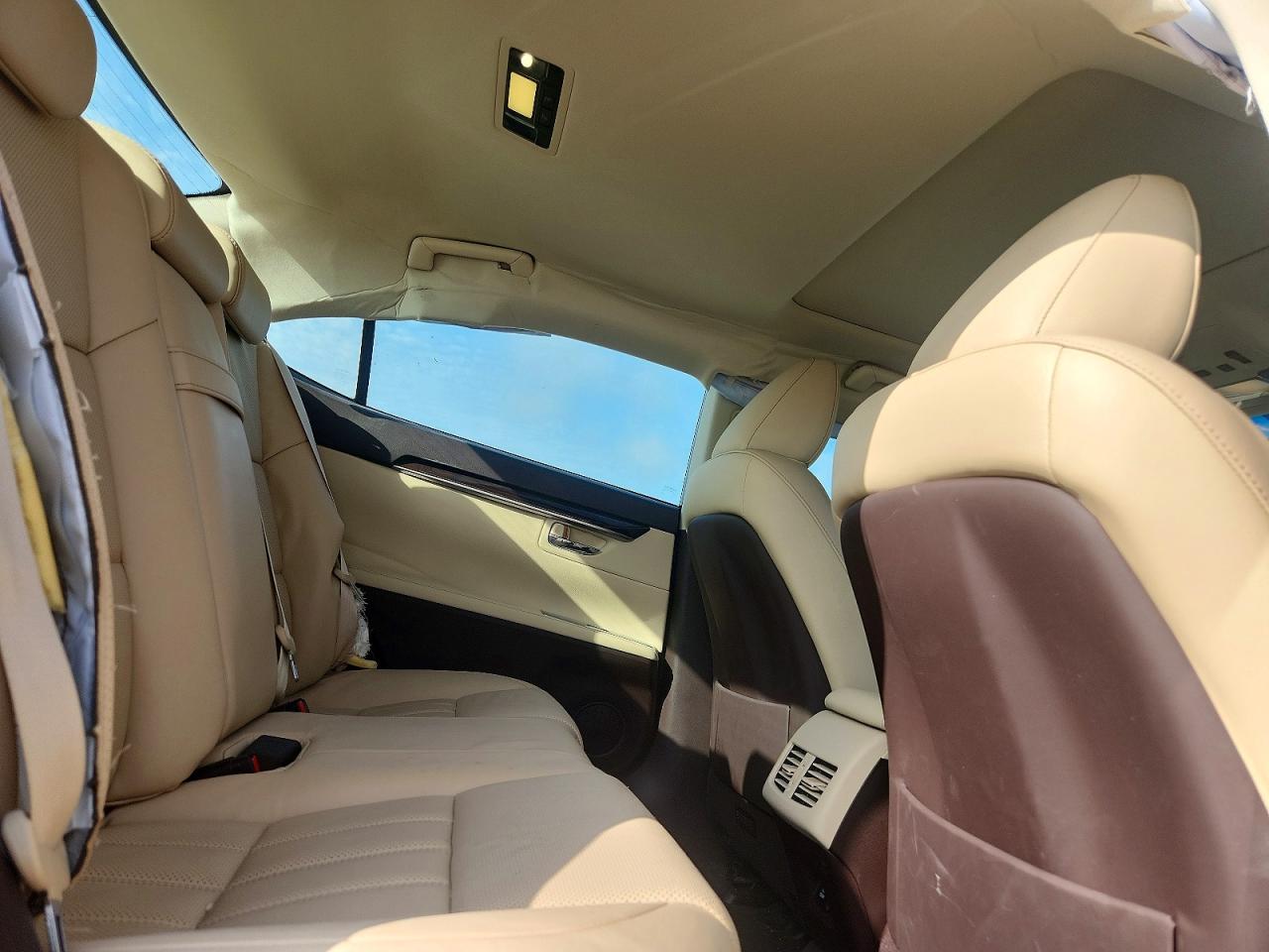 2017 LEXUS ES350