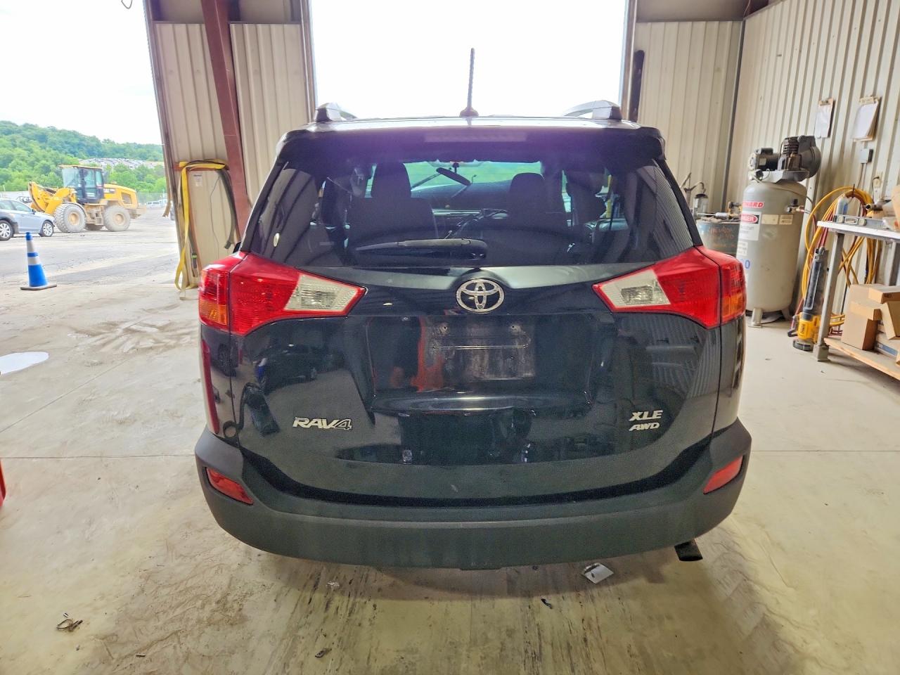 2014 TOYOTA RAV4