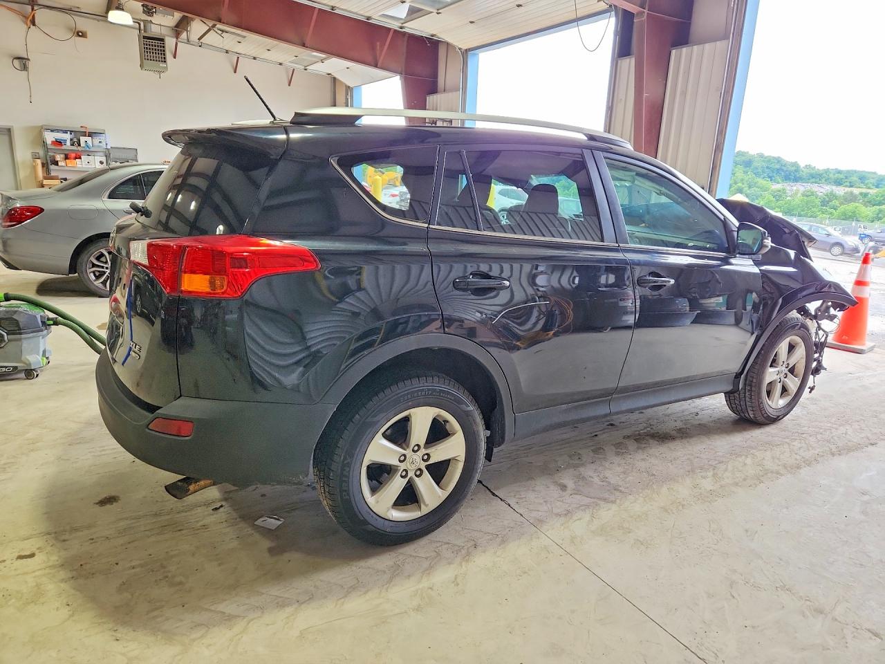 2014 TOYOTA RAV4